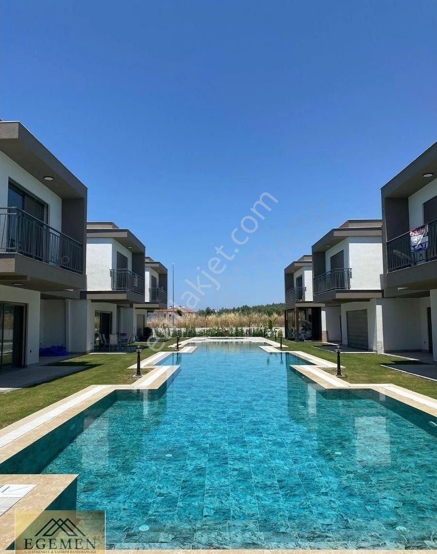 Kuşadası Soğucak Ta Sıfır Eşyalı Satılık 3+1 Villa