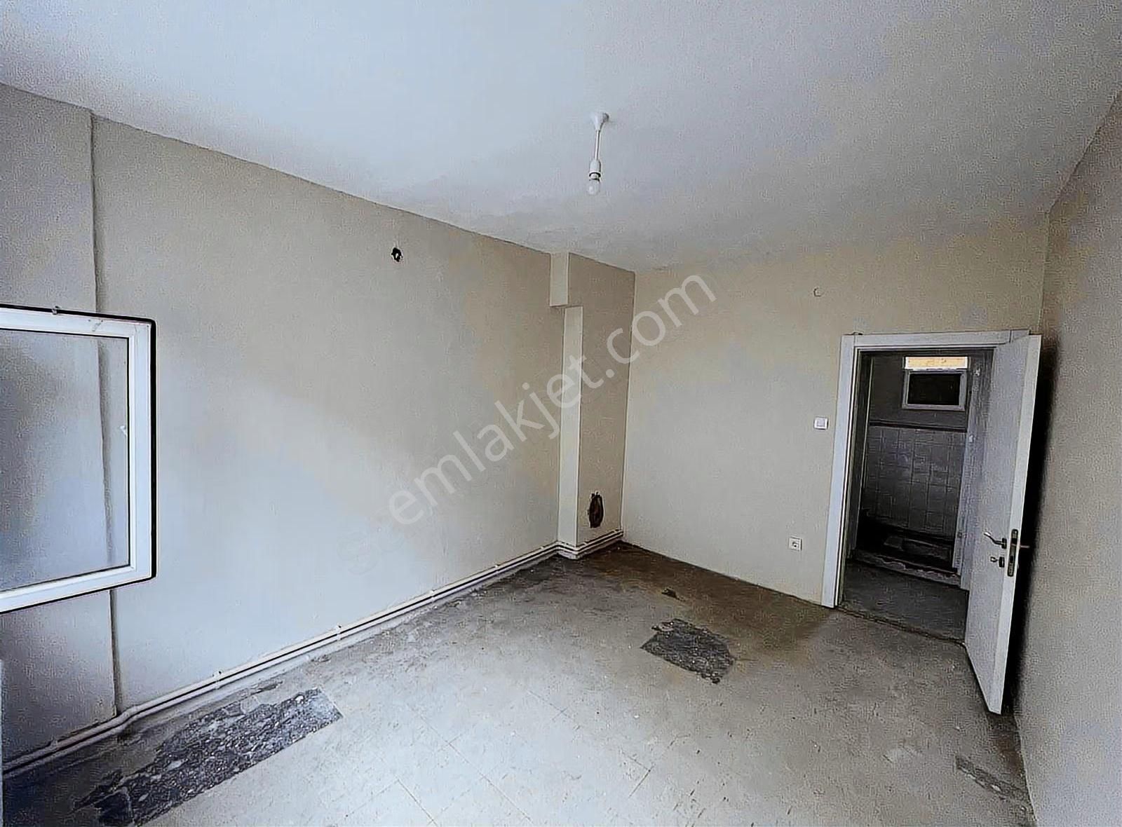 Bayrampaşa Yenidoğan' Da 1+1 Hisseli Satılık Daire! 1.550.000 Tl - Görsel 9