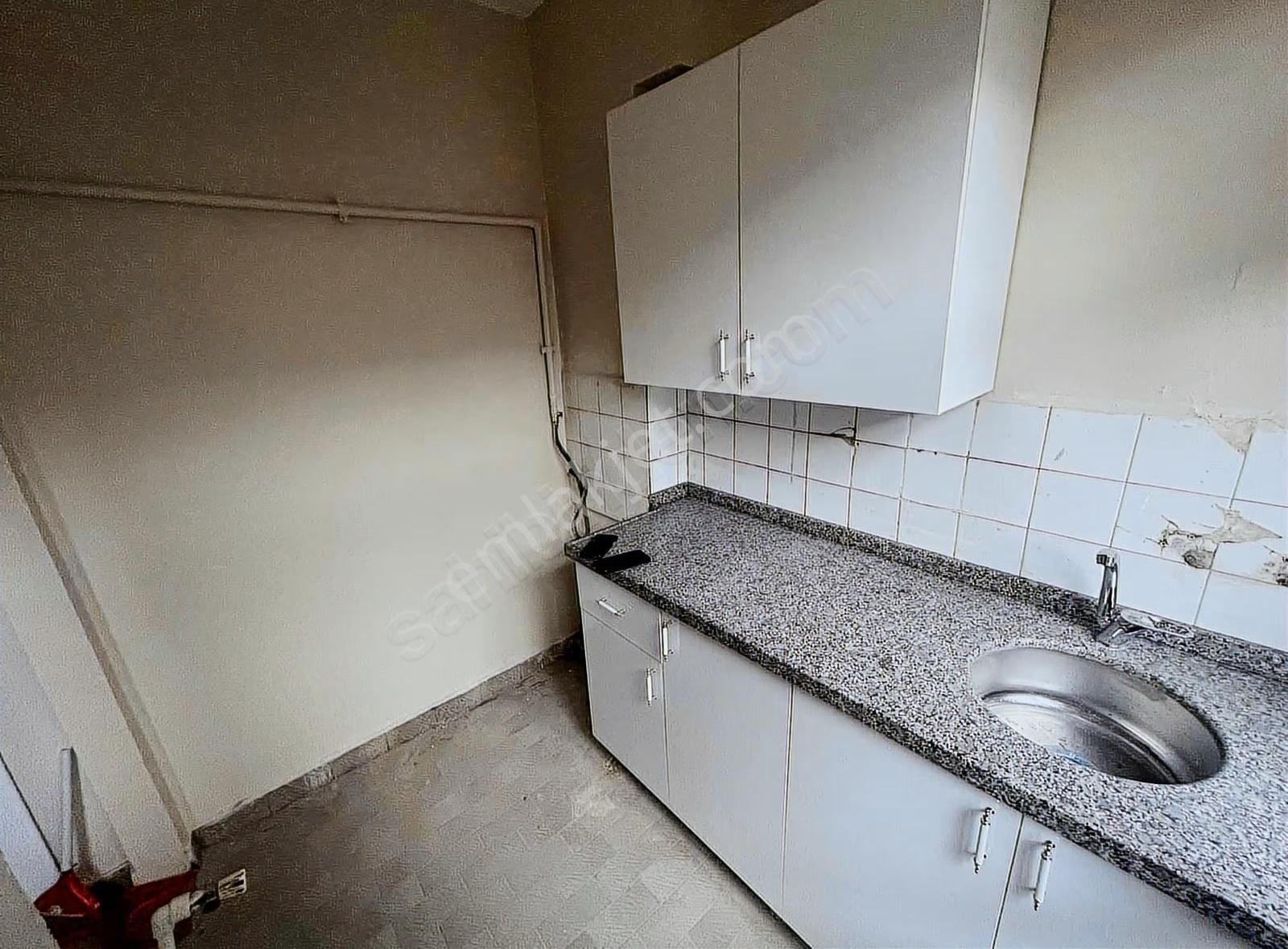 Bayrampaşa Yenidoğan' Da 1+1 Hisseli Satılık Daire! 1.550.000 Tl - Görsel 7