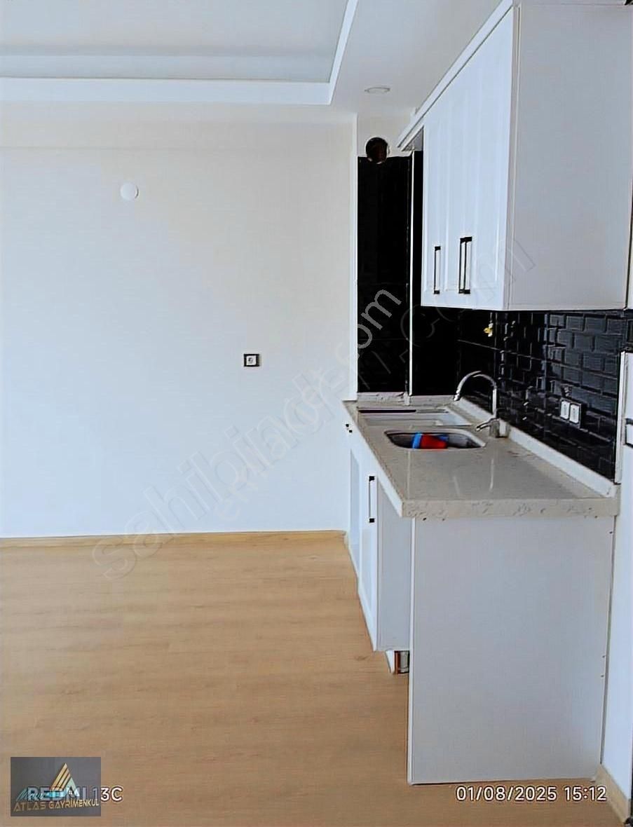 Mavi Atlas Tan Toplu Konut Bulvarı Üzerinde Satılık 1+1 Daire - Görsel 10