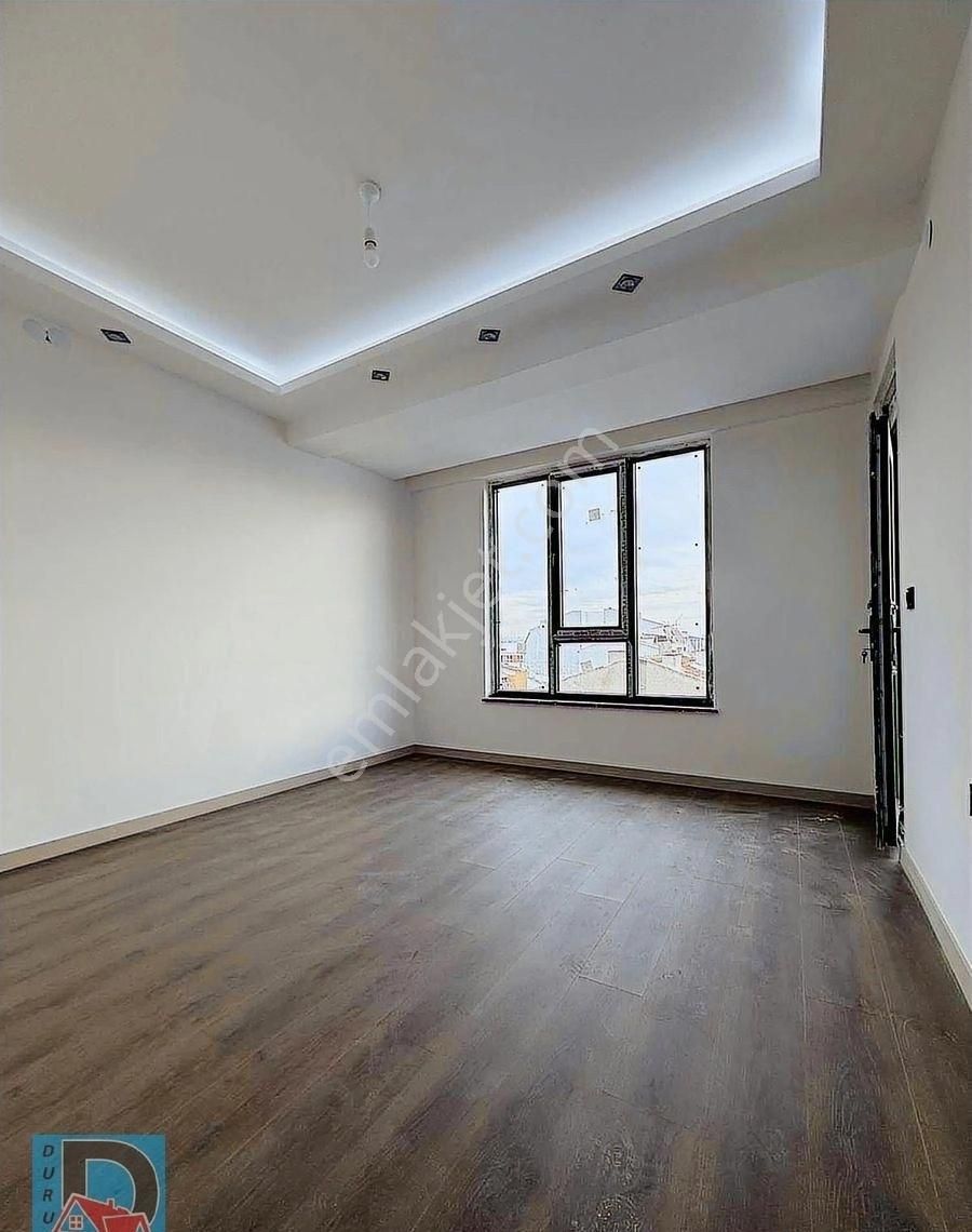 Duru Dan Şehir Manzaralı 2+0 Balkonlu Zeminden Isıtmalı - Görsel 11