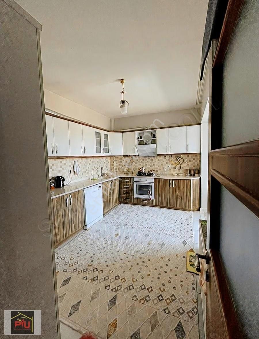 Hürriyet Mah. Satılık 3+1 ( 170 M2 ) Tertemiz Kiracılı Daire - Görsel 13