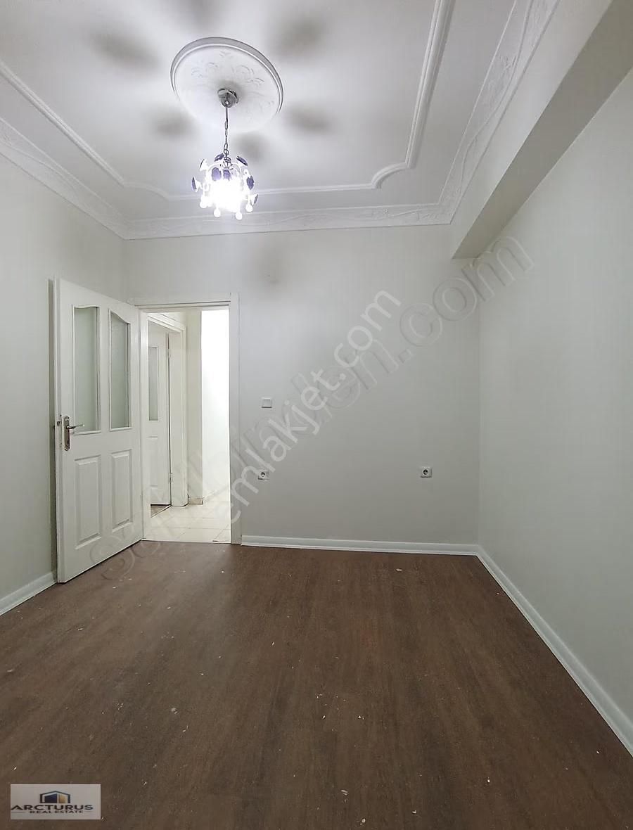 Esenyurt Şehitler Mahallesi 2+1 Ara Kat Acil Satılık - Görsel 6