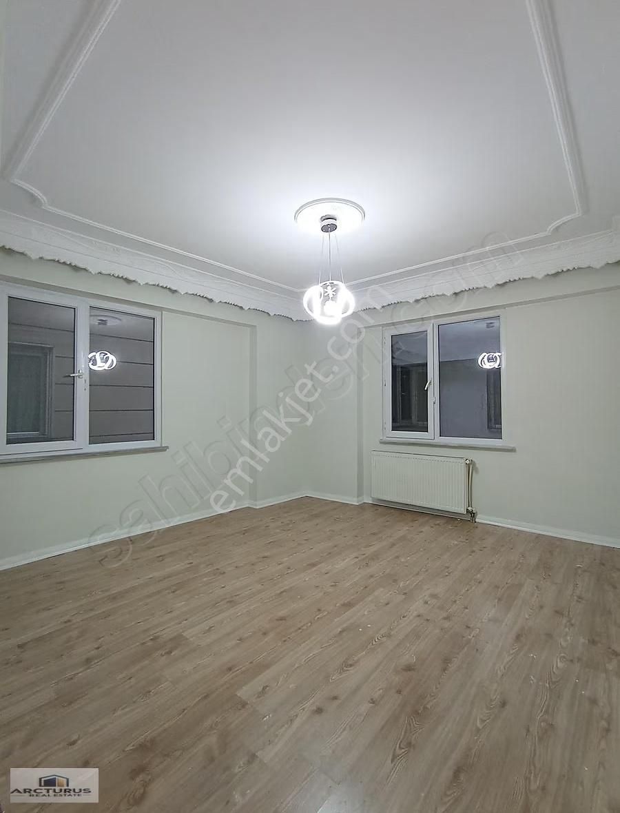 Esenyurt Şehitler Mahallesi 2+1 Ara Kat Acil Satılık - Görsel 3