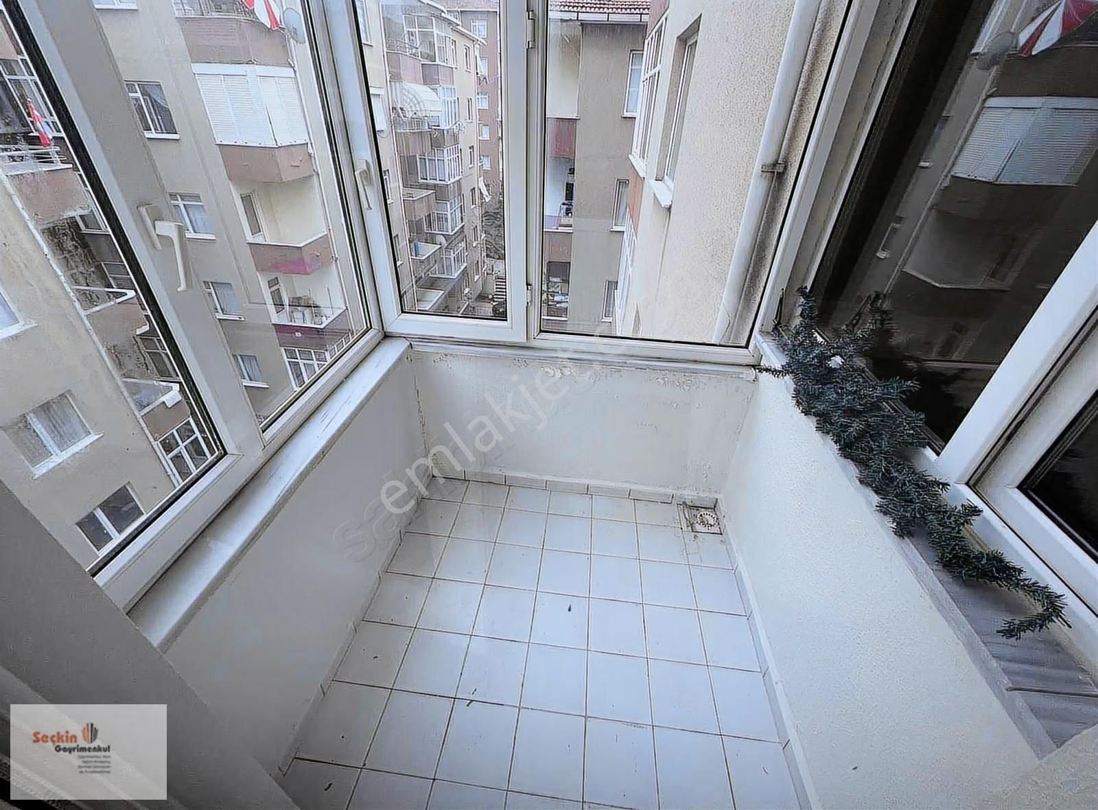 Maltepe Zümrütevlerde Öz İş Sitesisinde Cad Üzeri 3+1 5 Kat - Görsel 14