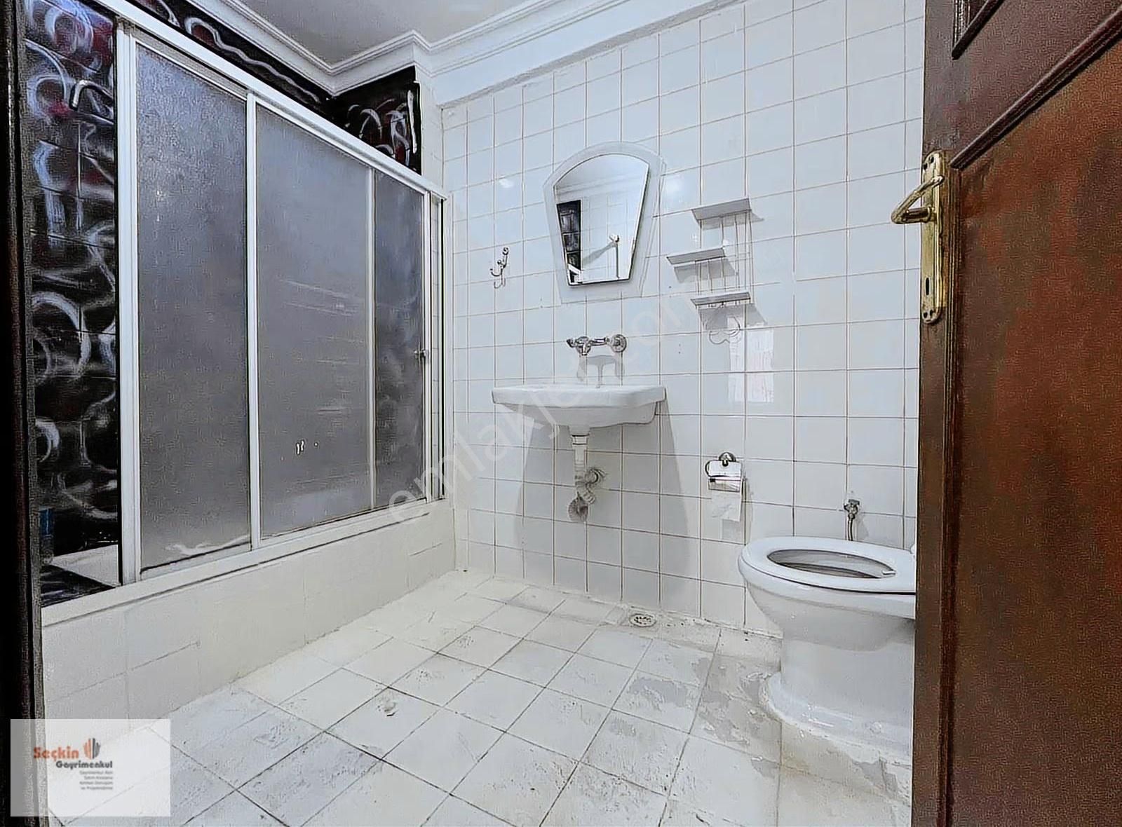 Maltepe Zümrütevlerde Öz İş Sitesisinde Cad Üzeri 3+1 5 Kat - Görsel 4