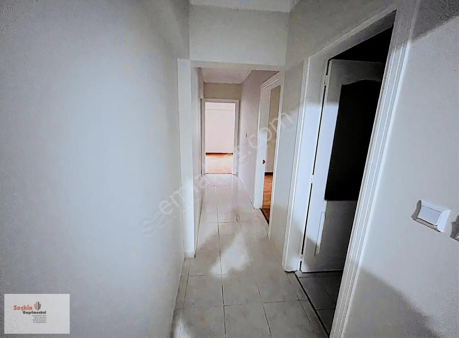 Maltepe Zümrütevlerde Site İçerisinde 3+1 120m2 1. Kat Güney - Görsel 15