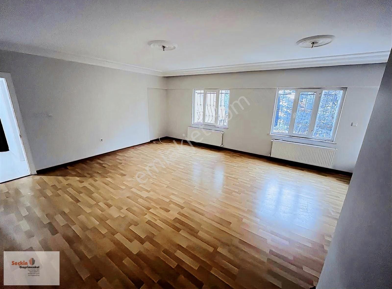 Maltepe Zümrütevlerde Site İçerisinde 3+1 120m2 1. Kat Güney - Görsel 31