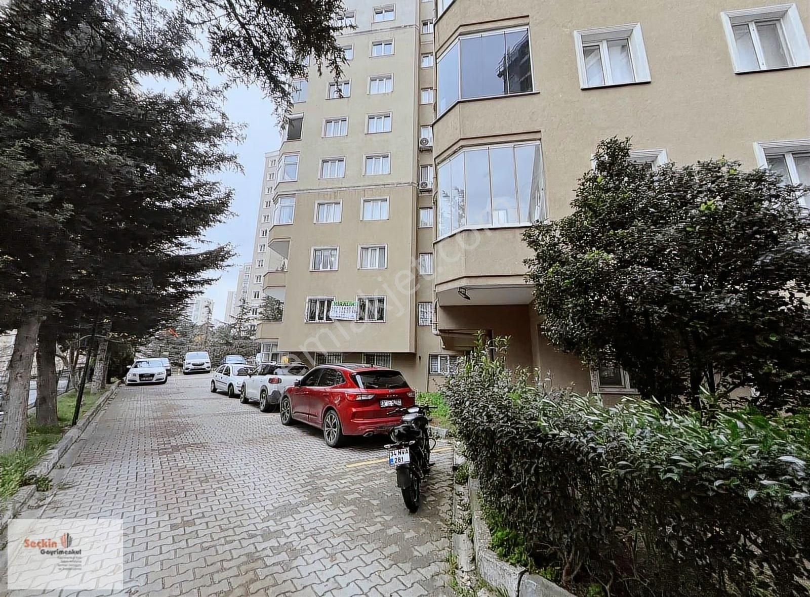 Maltepe Zümrütevlerde Site İçerisinde 3+1 120m2 1. Kat Güney - Görsel 9