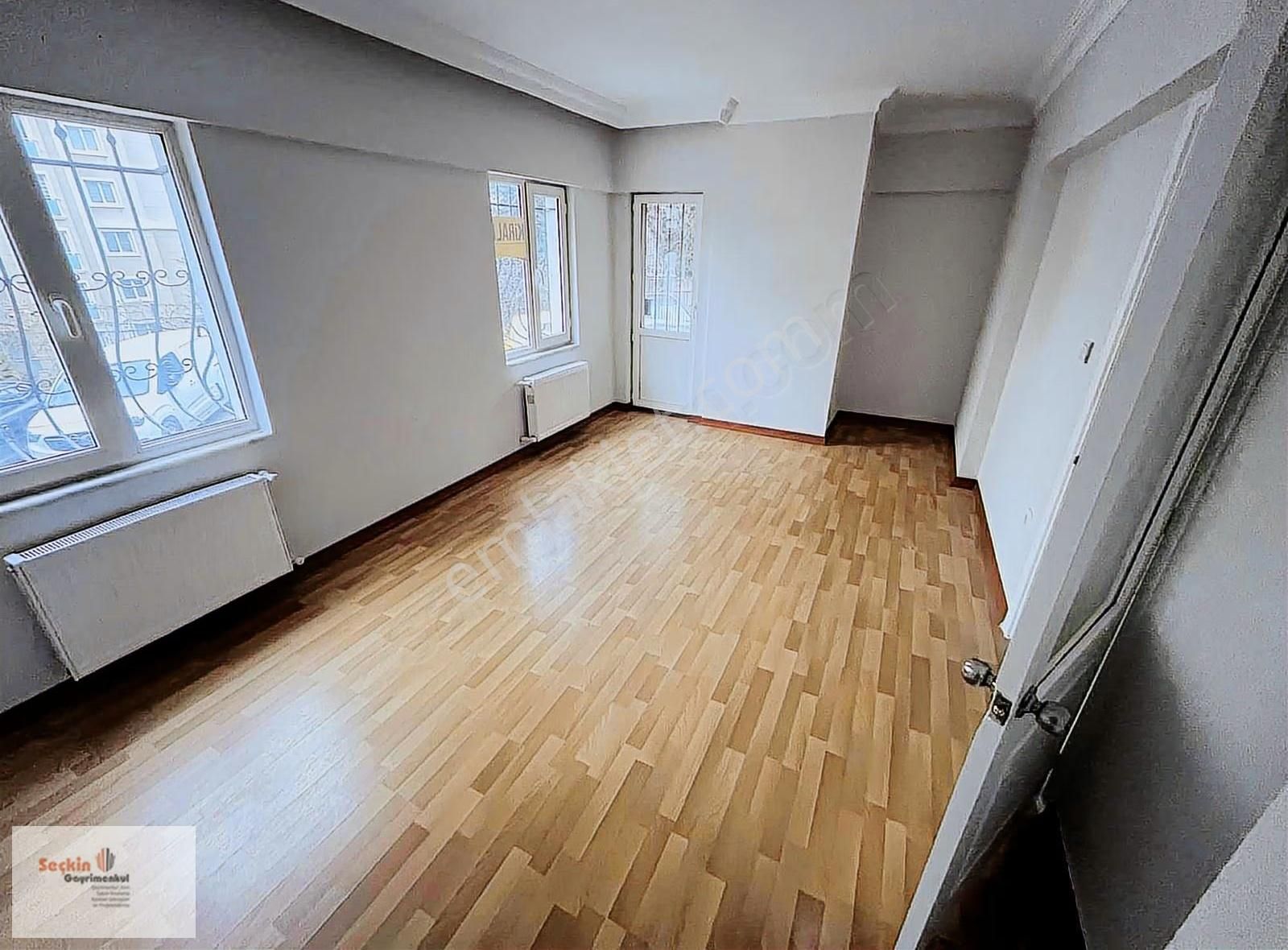 Maltepe Zümrütevlerde Site İçerisinde 3+1 120m2 1. Kat Güney - Görsel 21