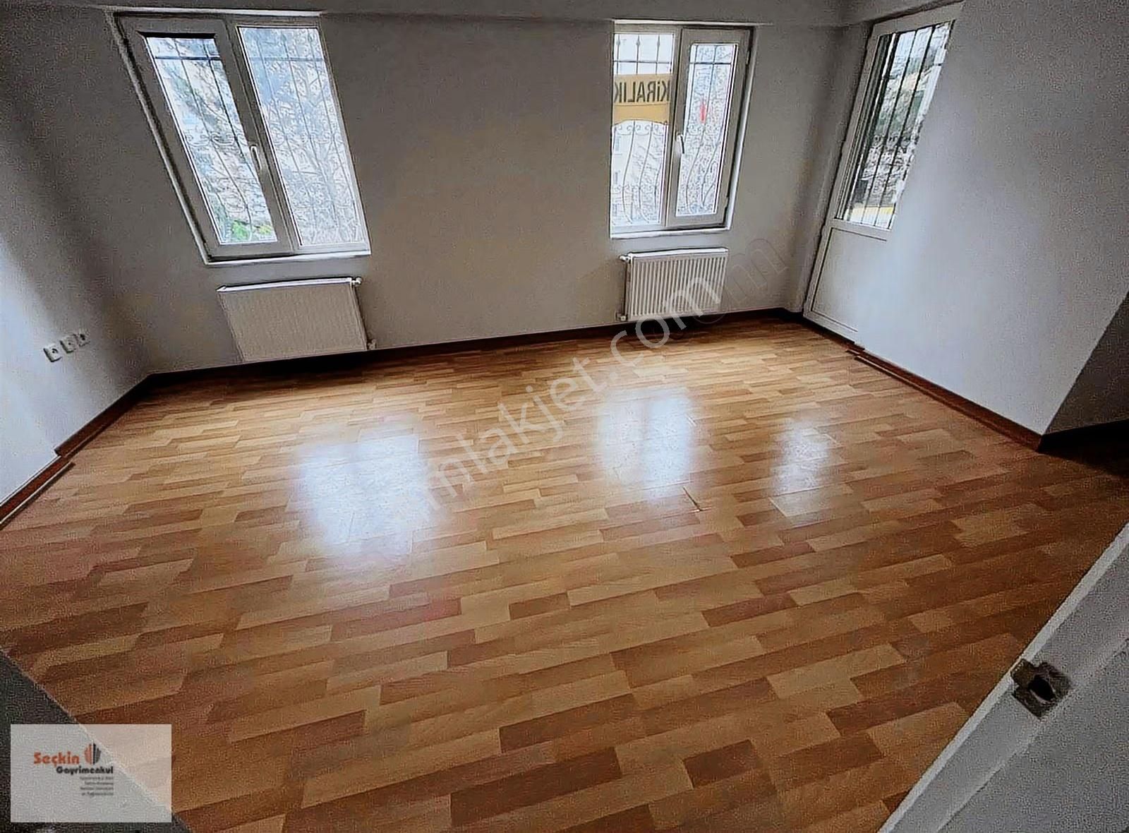 Maltepe Zümrütevlerde Site İçerisinde 3+1 120m2 1. Kat Güney - Görsel 30