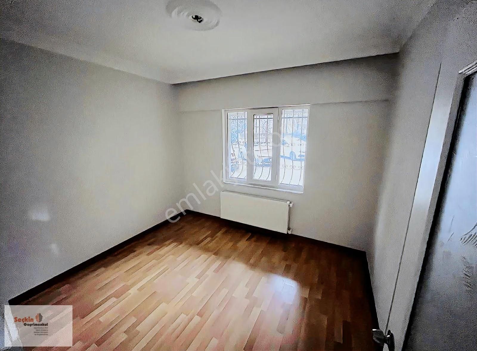 Maltepe Zümrütevlerde Site İçerisinde 3+1 120m2 1. Kat Güney - Görsel 16
