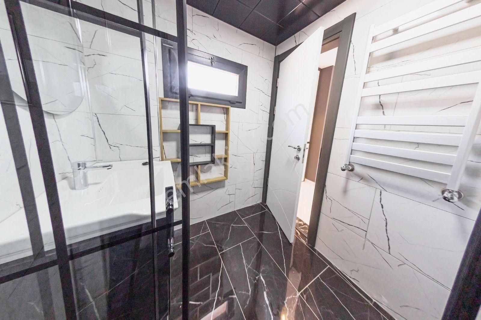 Avm Bölgesi 4+1 Tek Müstakil Doğalgazlı - Görsel 21