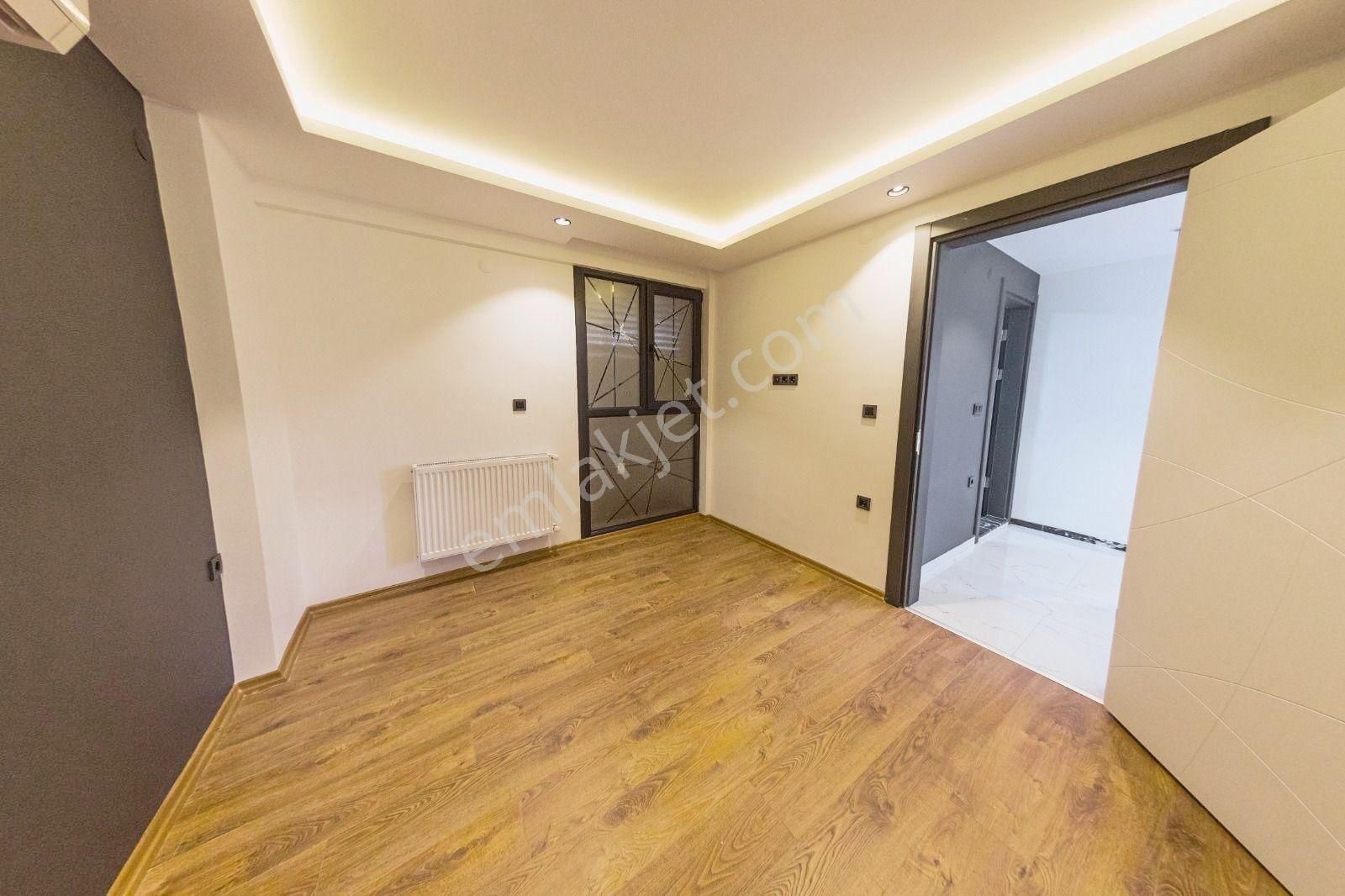 Avm Bölgesi 4+1 Tek Müstakil Doğalgazlı - Görsel 16