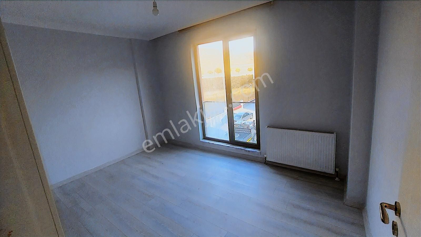 Alacaatlı Mahallesinde Fırsat Satılık 3+1 Daire - Görsel 8