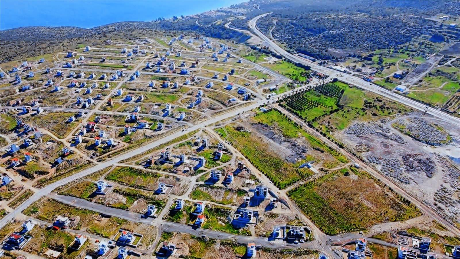 Mordoğan Emlaktan Kamukentte Satılık Köşe Arsa - Görsel 5