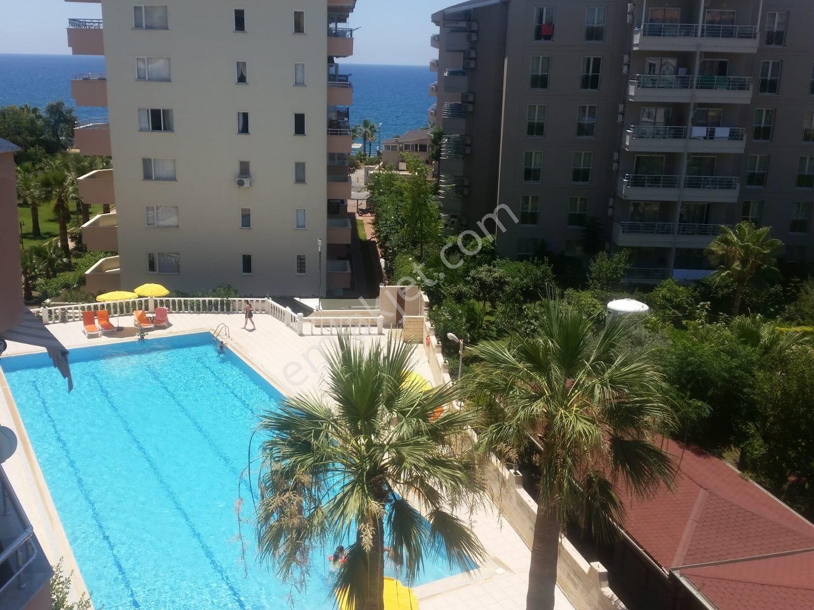 Alanya Konaklı Havuzlu 2+1 Kiralık Daire