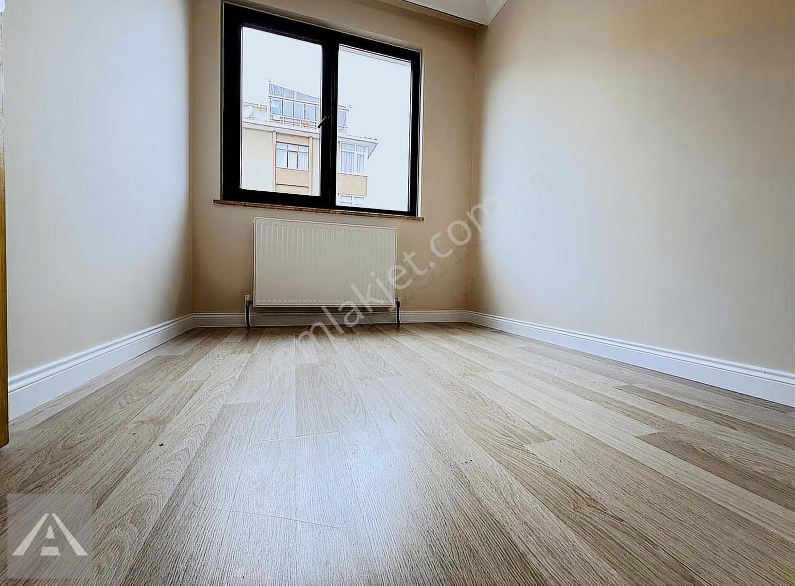 Altıntepe'de Marmaraya Yakın2. Kat Özel Tasarım Ön Cephe 2+1! - Görsel 9