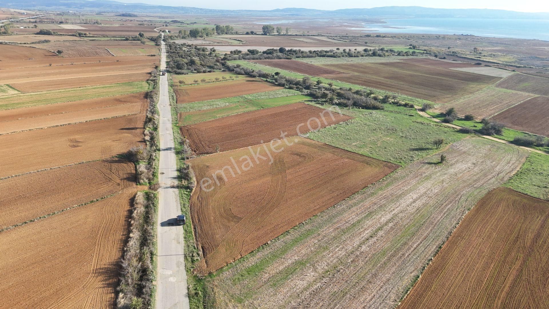 Ege Emlak'tan Gelibolu Kocaçeşme Köyünde Yatırımlık Fırsat Arazi