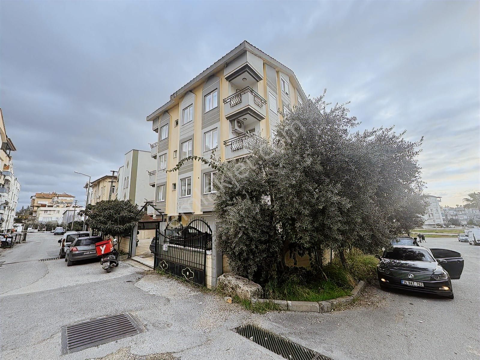 Manavgat Aydınevler'de Satılık 4+1 Arakat Daire