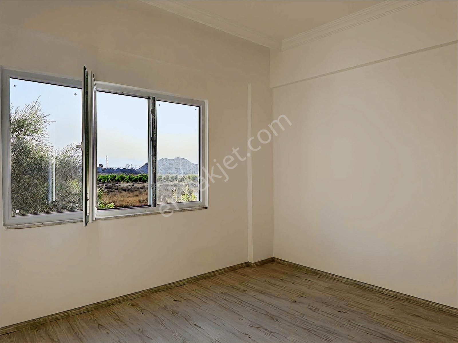 Boğazkentte Yenilenmiş 2+1 Fırsat Daire - Görsel 14