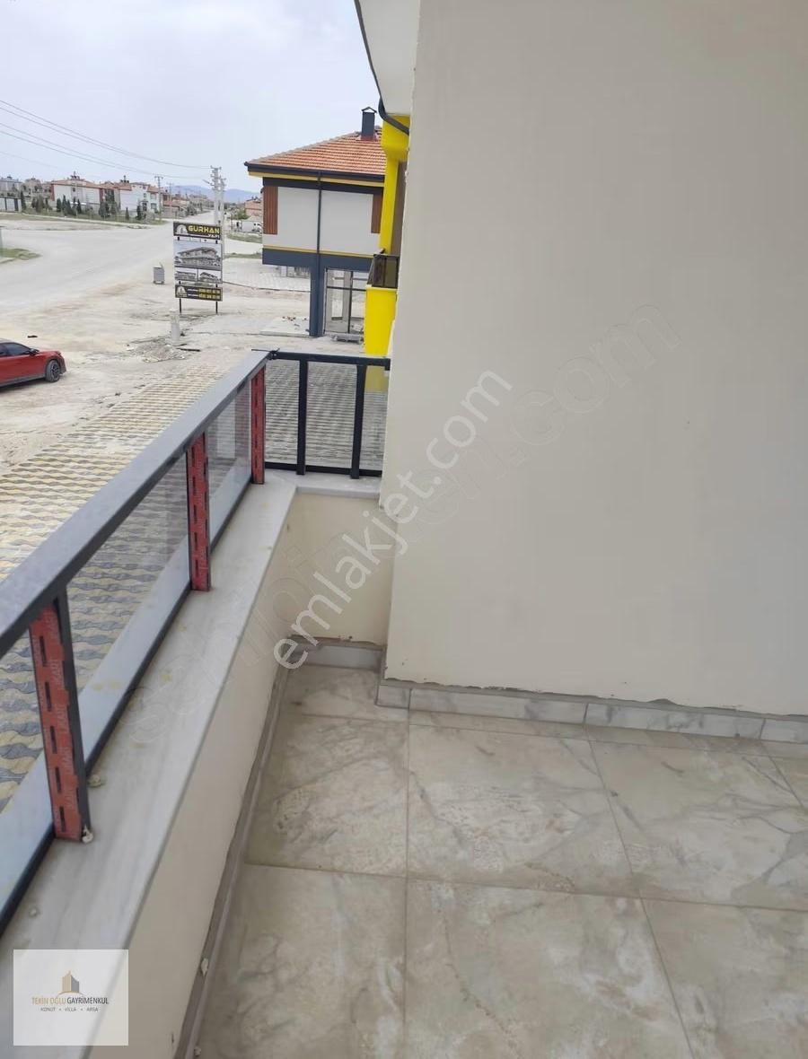 Meram Alakova'da 2+1 Satılık Sıfır Daire Cadde Cephe - Görsel 3