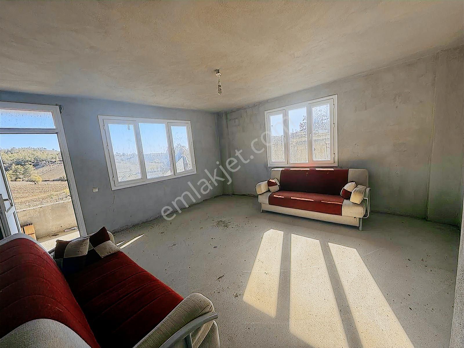 Lavinia Karaisalı Cakallı'da 2 Katlı Bahçelisatılık Müstakil - Görsel 8