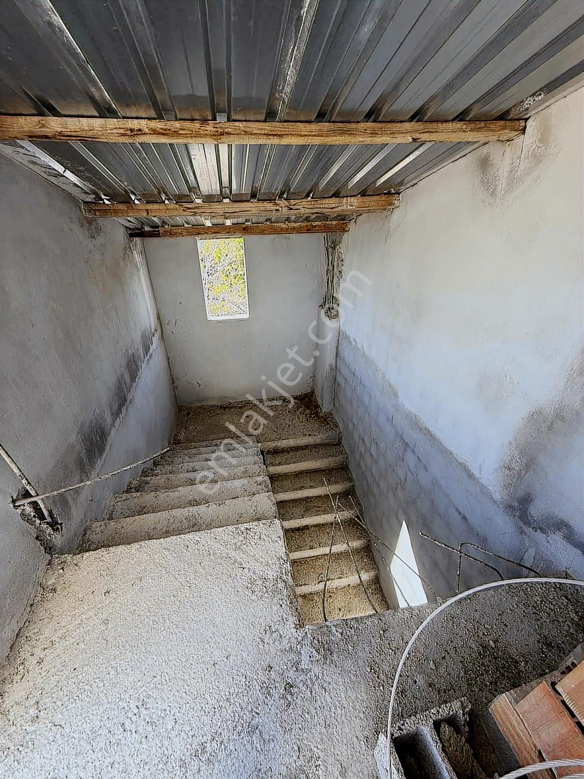 Lavinia Karaisalı Cakallı'da 2 Katlı Bahçelisatılık Müstakil - Görsel 35