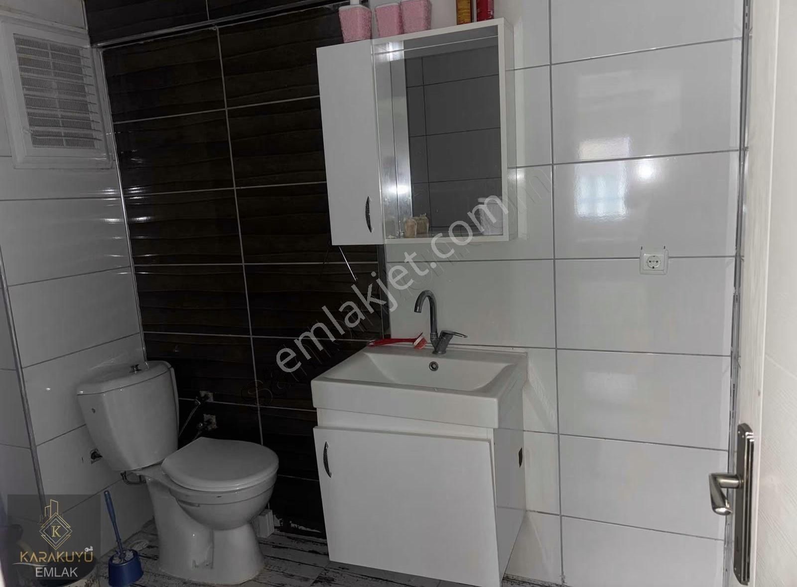 Üniversite Nın Altında - Görsel 14