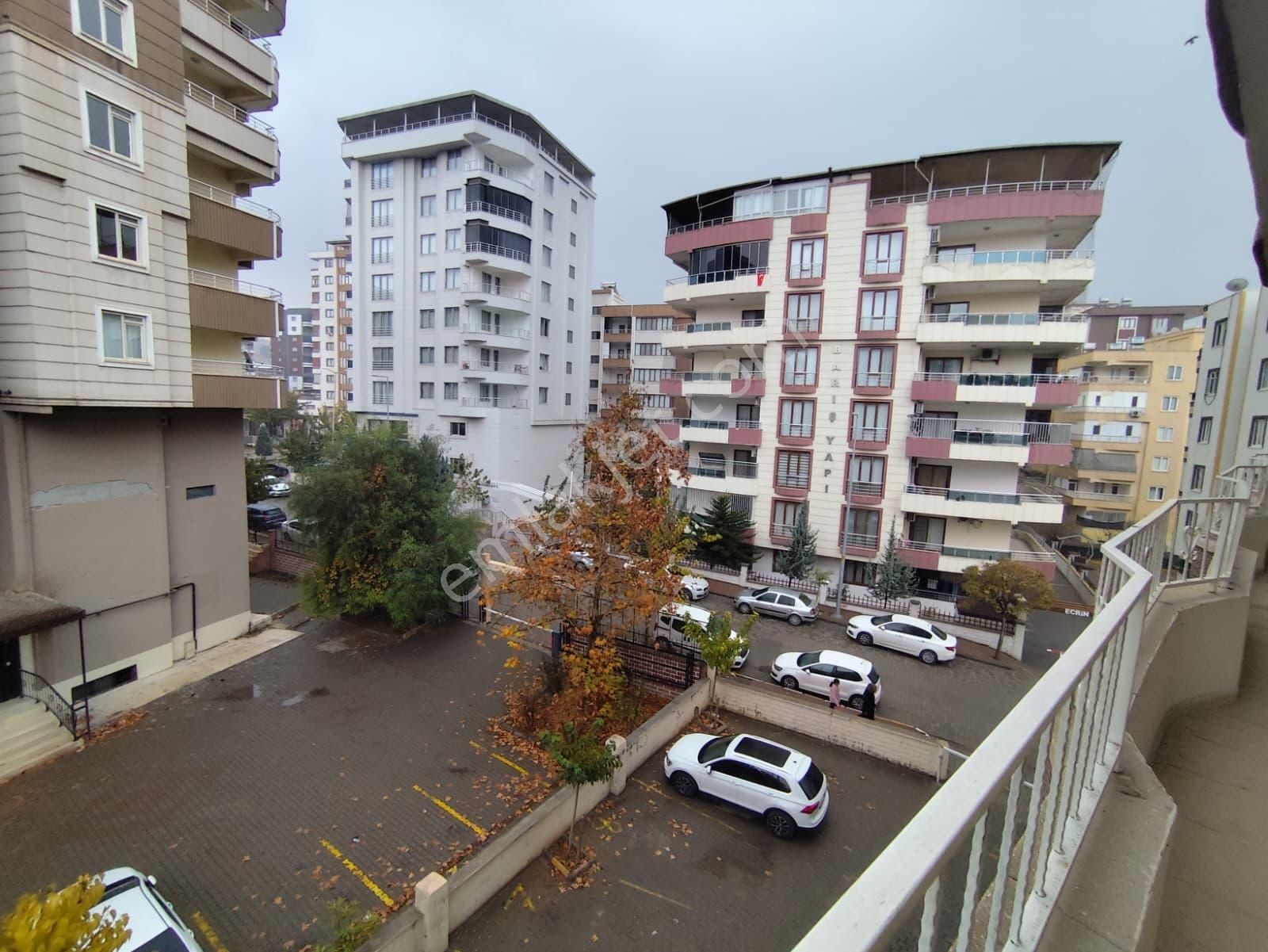 Karaköprüde Kiralık 3+1 Ara Kat Ve Cadde Yakını - Görsel 11