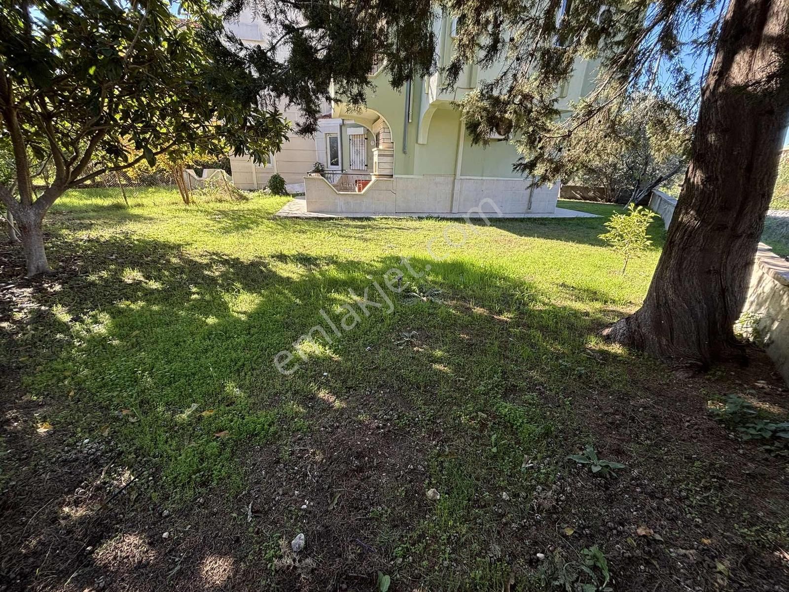 Kadriye'de Havuz Yapımına Uygun Satılık Villa - Görsel 20