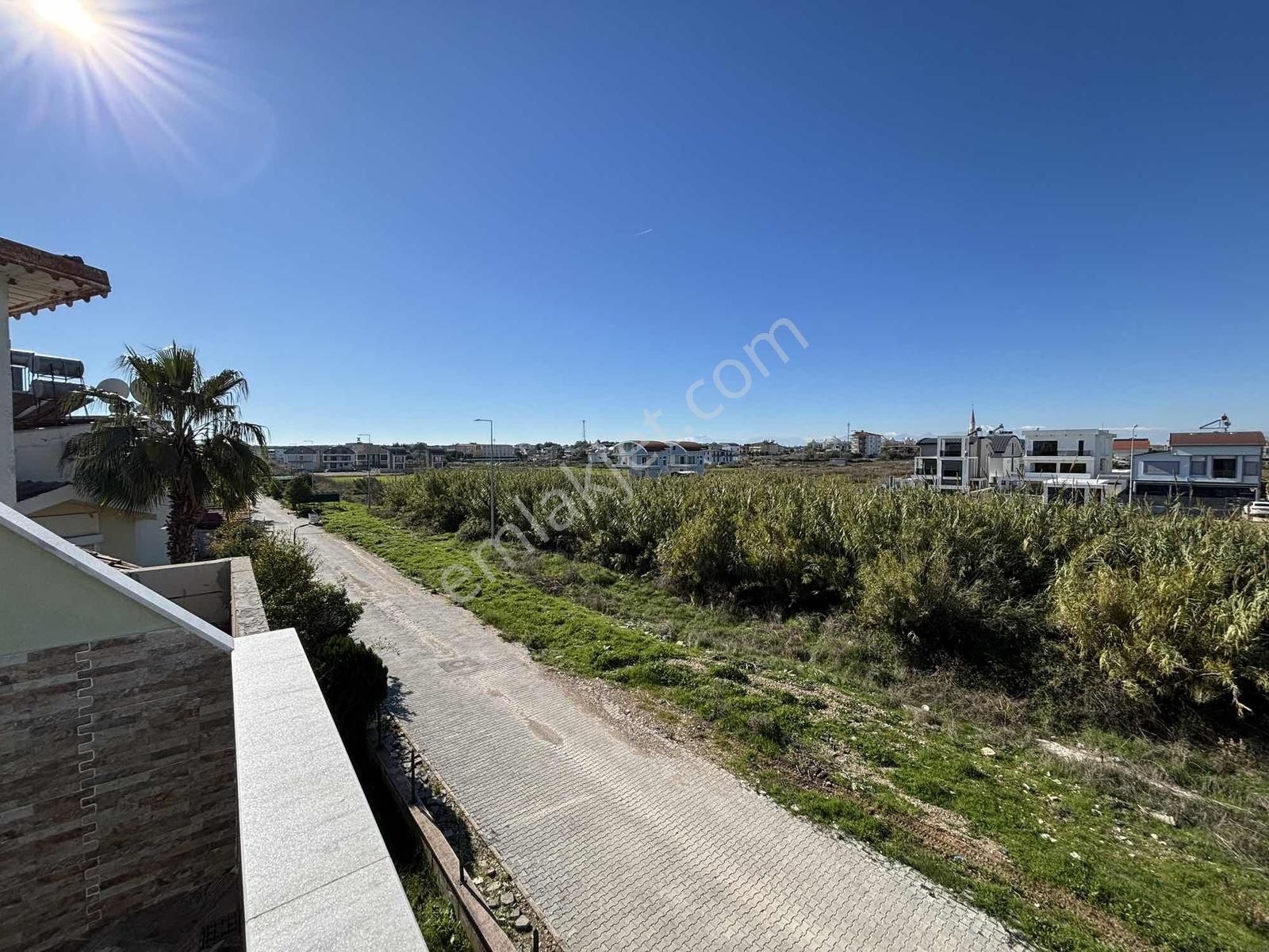 Kadriye'de Havuz Yapımına Uygun Satılık Villa - Görsel 24