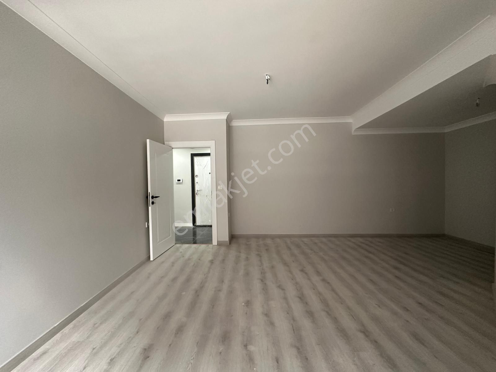 Bahçelievler Talat Paşa Da Sıfır, 4+1 135 M2 Otoparklı Kiralık - Görsel 7