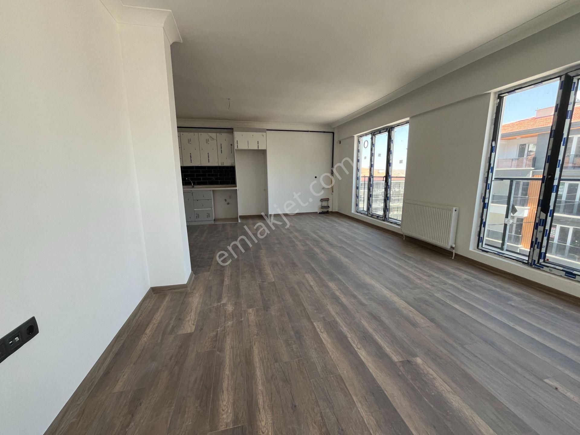 Pursaklar Mehmet Zengin Emlak'tan Fatih Mah. Sıfır Çift Banyolu 1.kat 2+1 Ful Yapılı Daire - Görsel 25