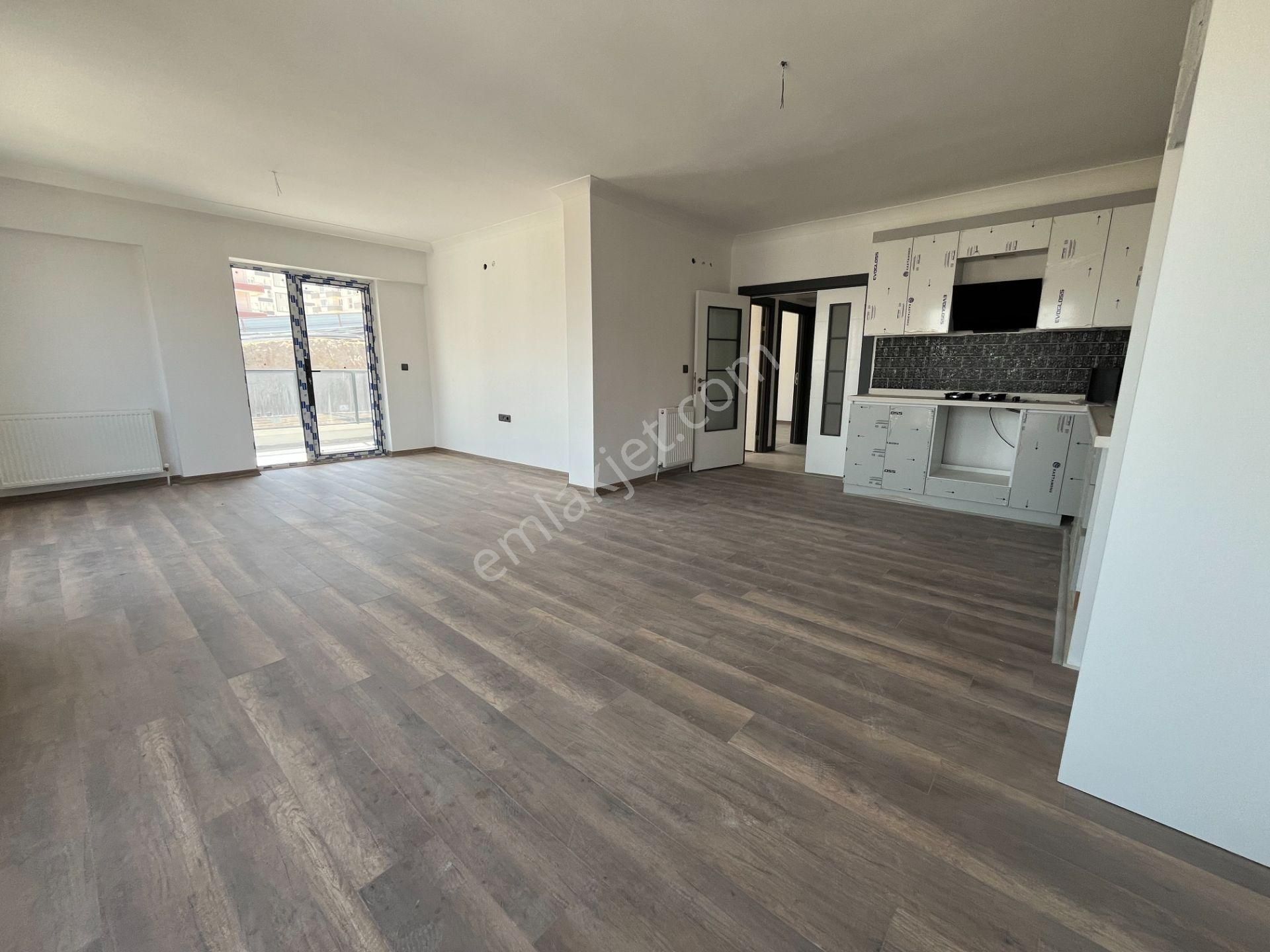 Pursaklar Mehmet Zengin Emlak'tan Fatih Mah. Sıfır Çift Banyolu 1.kat 2+1 Ful Yapılı Daire - Görsel 7