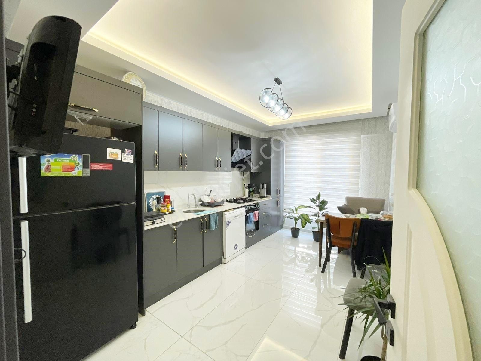 Hayalinizdeki Yaşam Yeni Sahibini Bekleyen Şık 3+1 - Görsel 3