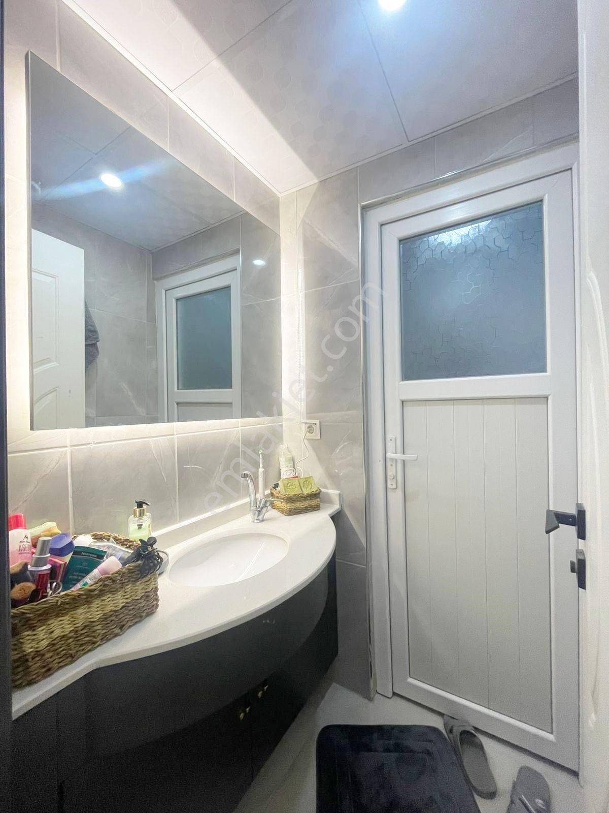 Hayalinizdeki Yaşam Yeni Sahibini Bekleyen Şık 3+1 - Görsel 14