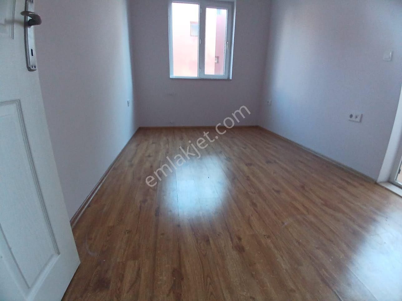 Satılık Kuzeyyaka Mh 2+1 Daire 100 M2 2 Kat Geniş - Görsel 7