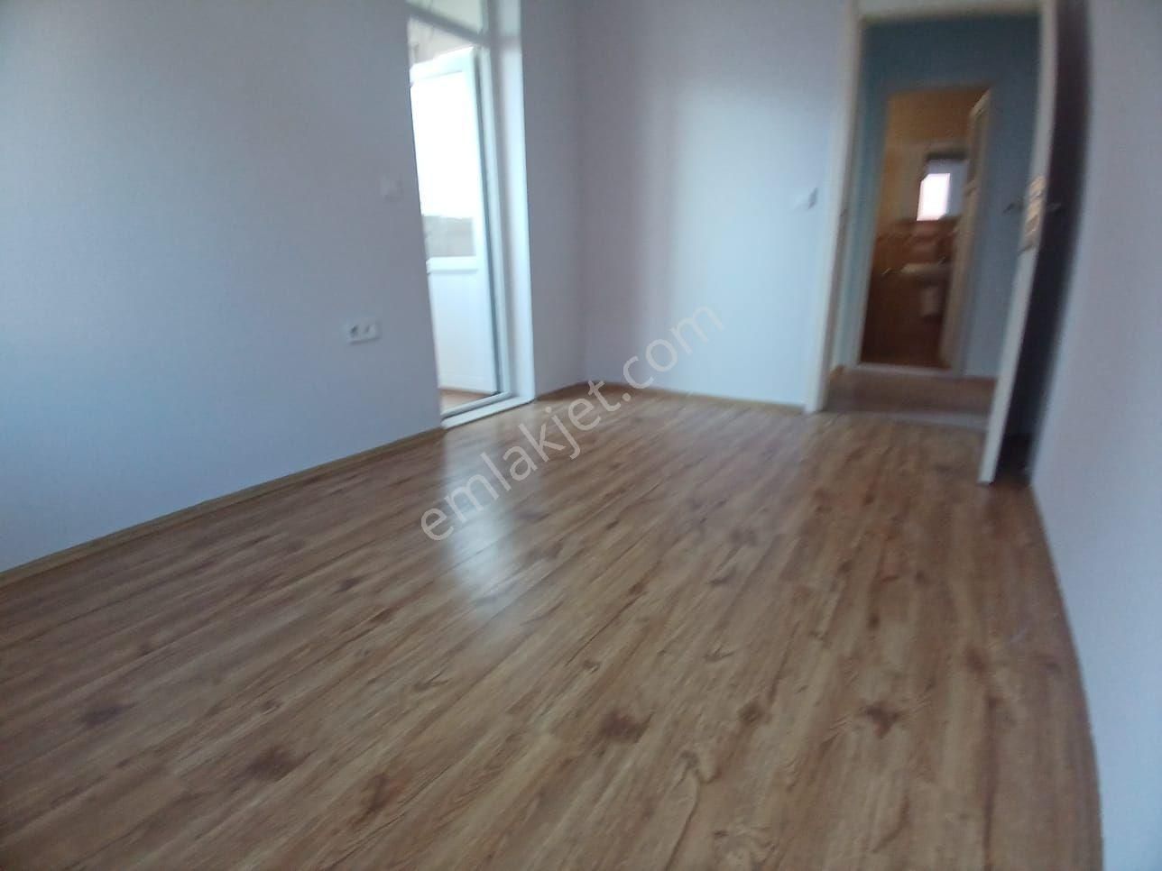 Satılık Kuzeyyaka Mh 2+1 Daire 100 M2 2 Kat Geniş - Görsel 8