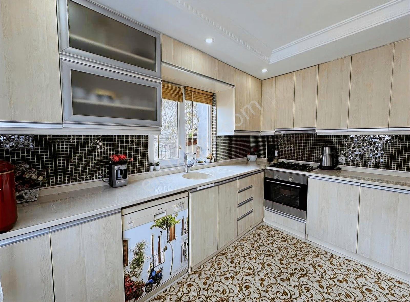 Cankurtaran'da 500 M2 Arsalı, 5+2 Bahçeli Müstakil Yaşam Evi - Görsel 30