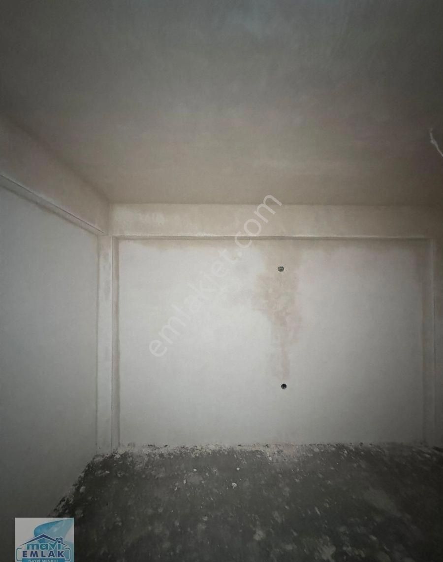 Bandırma Mavi Emlaktan 600 Evler Mahallesinde 2+1 Arakat Satılık Daire