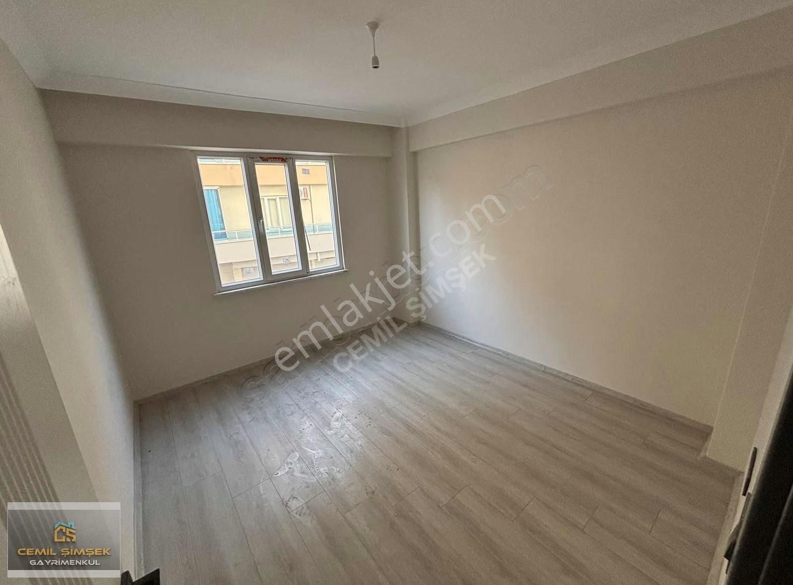 Cemil Şimşek'ten Küçük Kumköprü Cad Fırsat Hesaplı 3+1 Satılık - Görsel 11