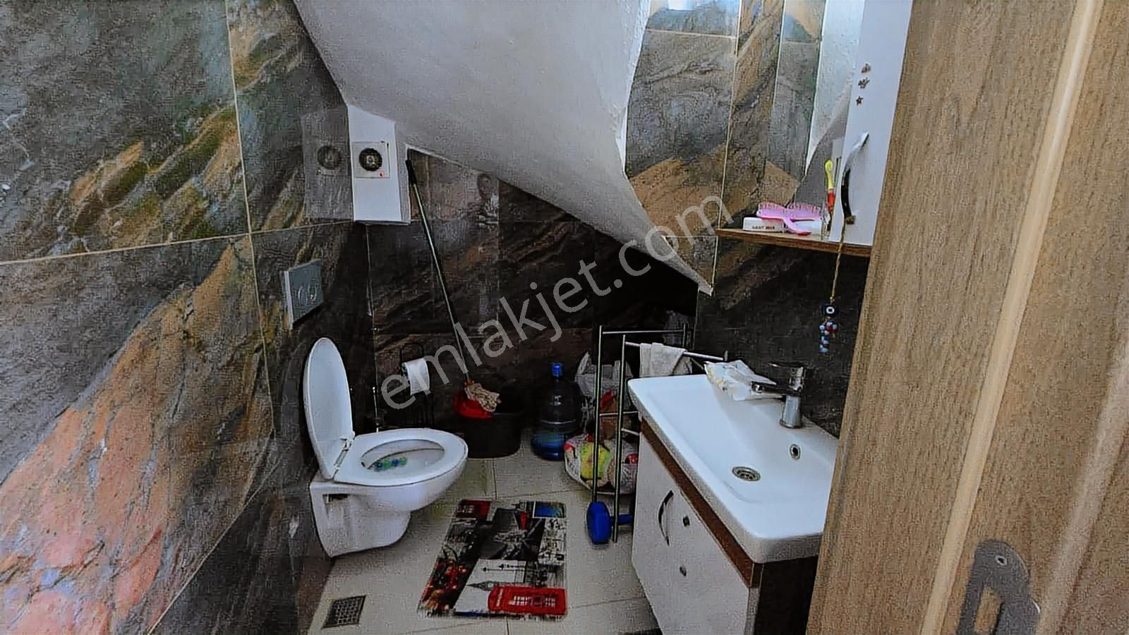 Menderes Gölcüklerde 4+1,triblex,75 M2 Bahçeli Satılık Villa - Görsel 2