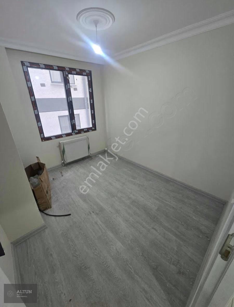 Mükemmel Lokasyon 2+1 Otoparklı Metrobüse 7 Dk Satılık Daire - Görsel 17