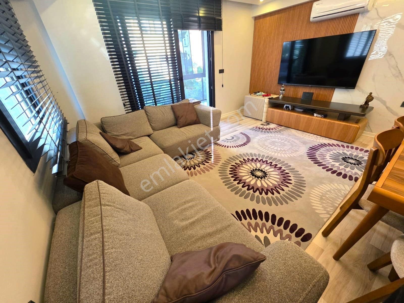 Goldhouse Dan Satılık Taşyaka Erasta Avm Karşısı Eşyalı 2+1 Arakat Daire - Görsel 12
