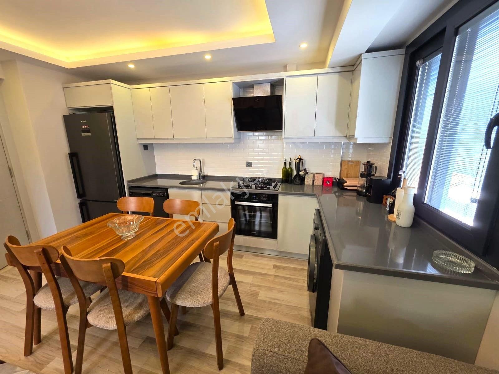 Goldhouse Dan Satılık Taşyaka Erasta Avm Karşısı Eşyalı 2+1 Arakat Daire - Görsel 15