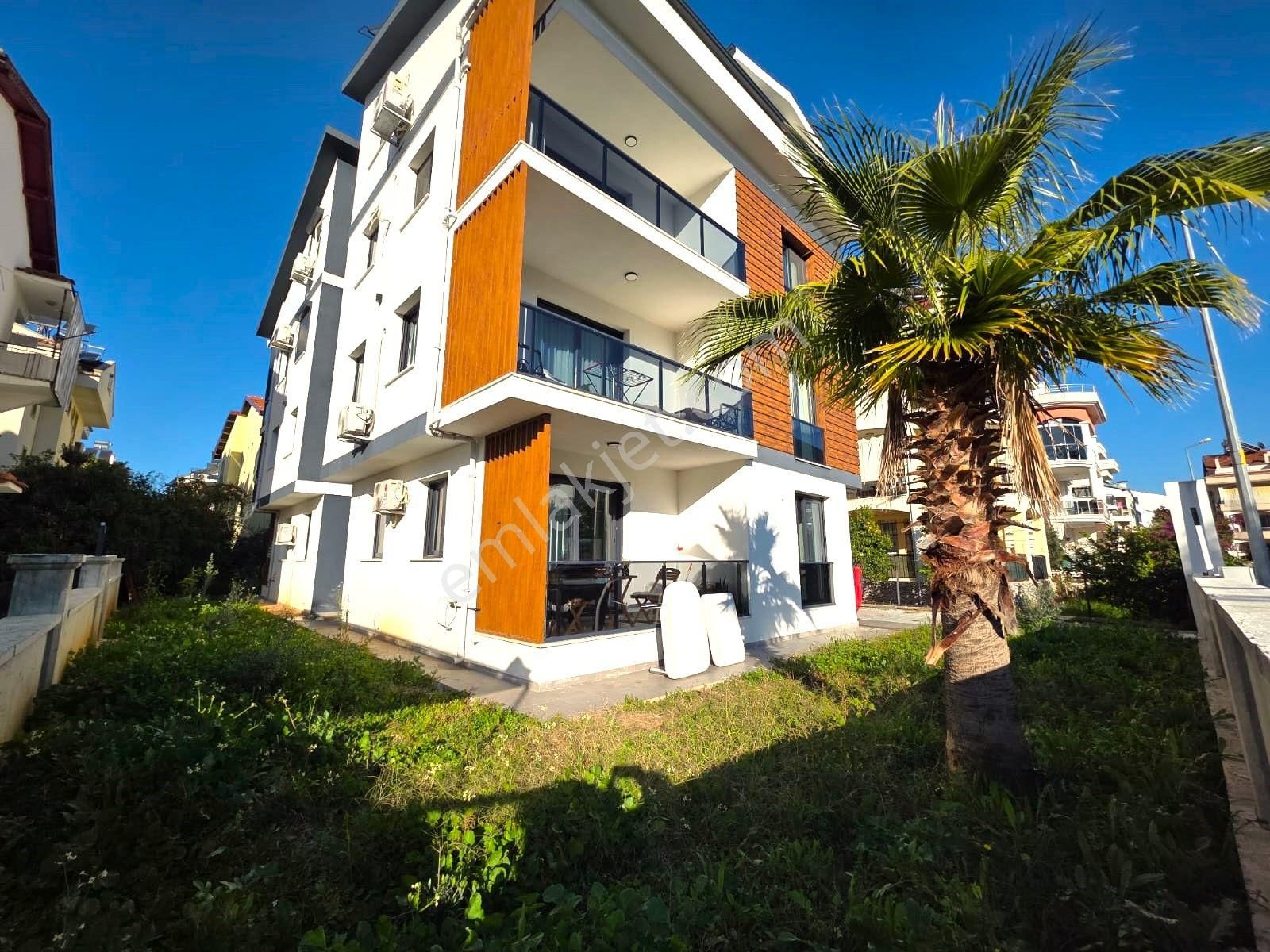 Goldhouse Dan Satılık Taşyaka Erasta Avm Karşısı Eşyalı 2+1 Arakat Daire