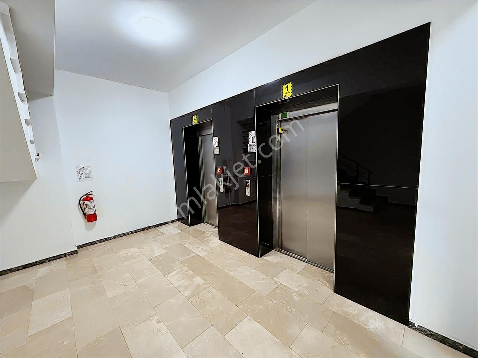 Şemikler'de Havuzlu Site İçi 2+1 Arakat Daire - Görsel 7