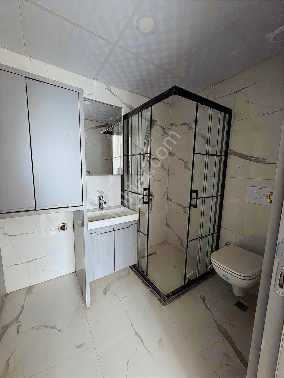 Şemikler'de Havuzlu Site İçi 2+1 Arakat Daire - Görsel 12