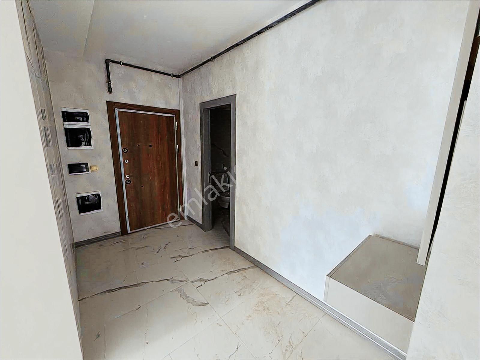 Şemikler'de Havuzlu Site İçi 2+1 Arakat Daire - Görsel 9